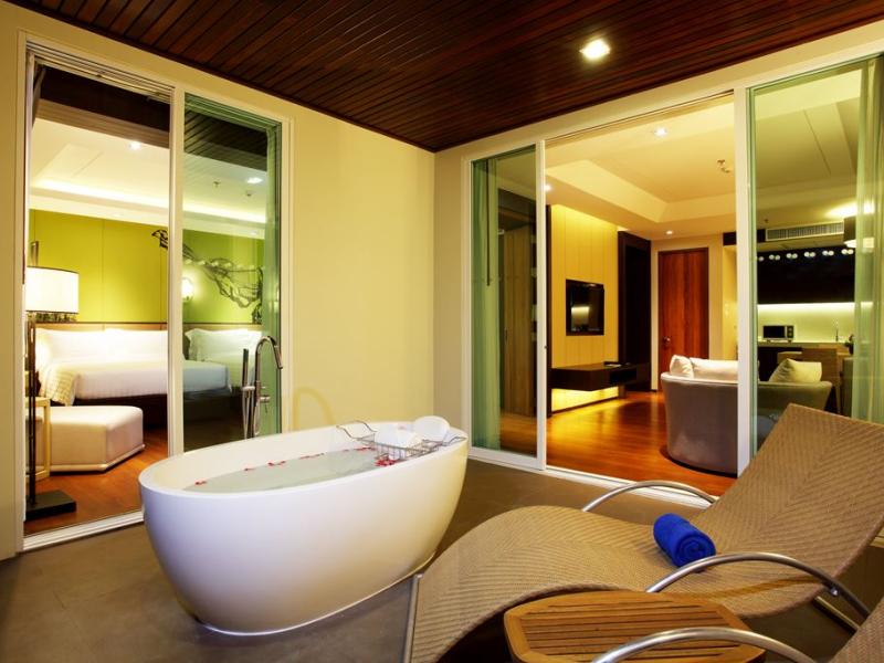 Graceland Khaolak Beach Resort