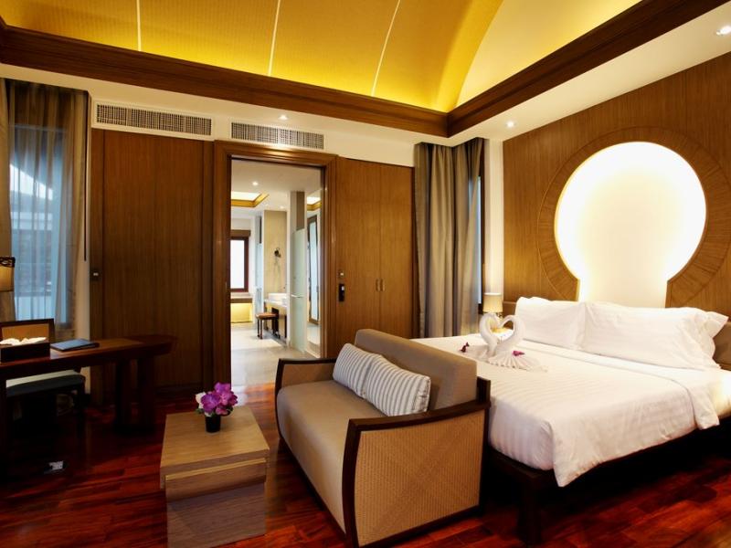 Graceland Khaolak Beach Resort