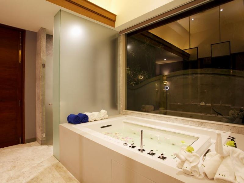 Graceland Khaolak Beach Resort