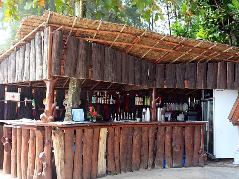 Graceland Khaolak Beach Resort