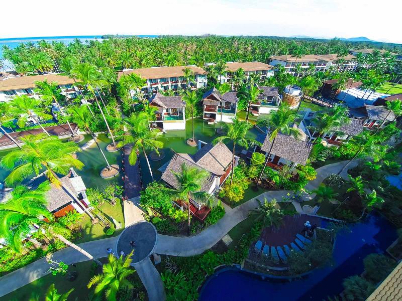 Graceland Khaolak Beach Resort