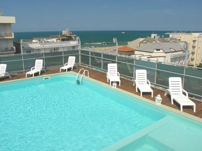 Club House Residence Hotel