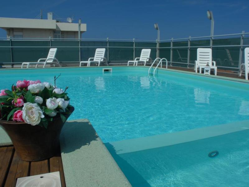 Club House Residence Hotel