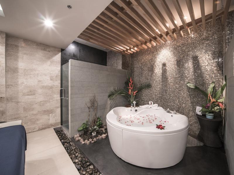 Novotel Phuket Kamala Beach