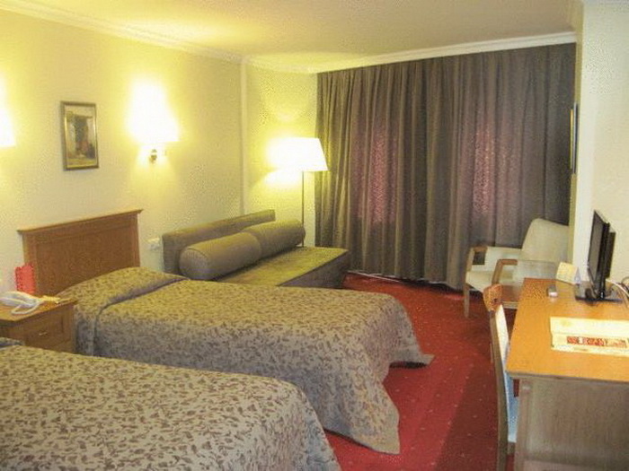 Central Hotel