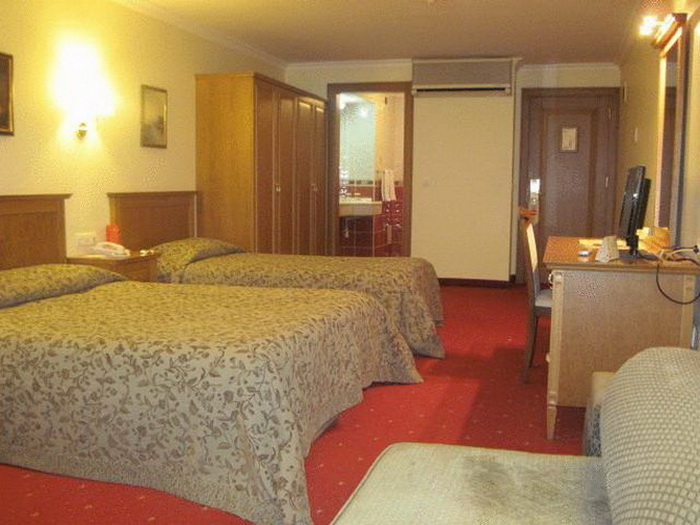 Central Hotel