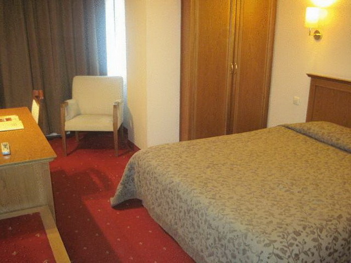 Central Hotel