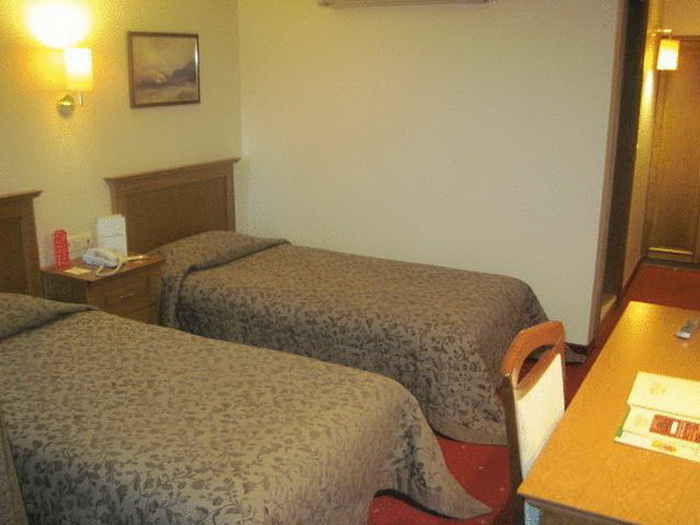 Central Hotel