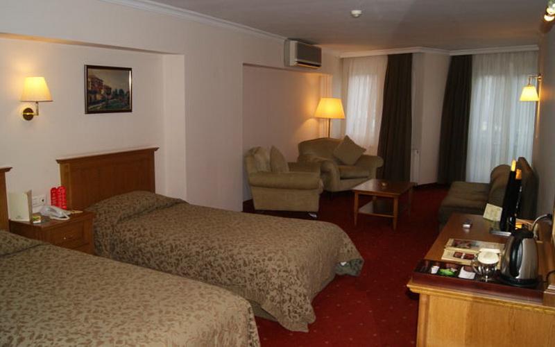 Central Hotel
