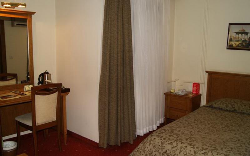 Central Hotel