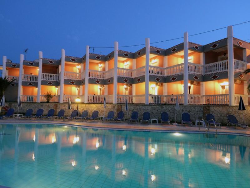 Callinica Hotel & Apartments