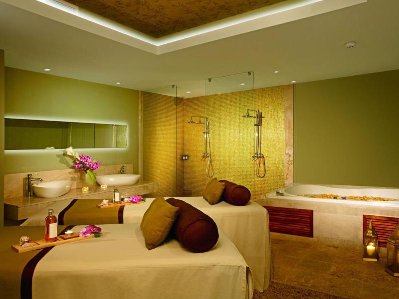 Breathless Punta Cana Resort & Spa