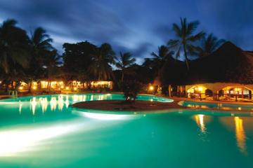 Отель Sandies Tropical Village Кения, Малинди, фото 1
