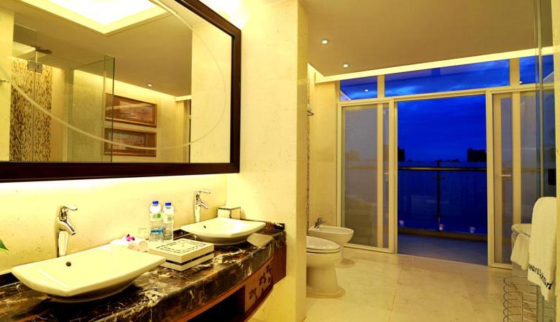 Howard Johnson New Port Resort Haikou