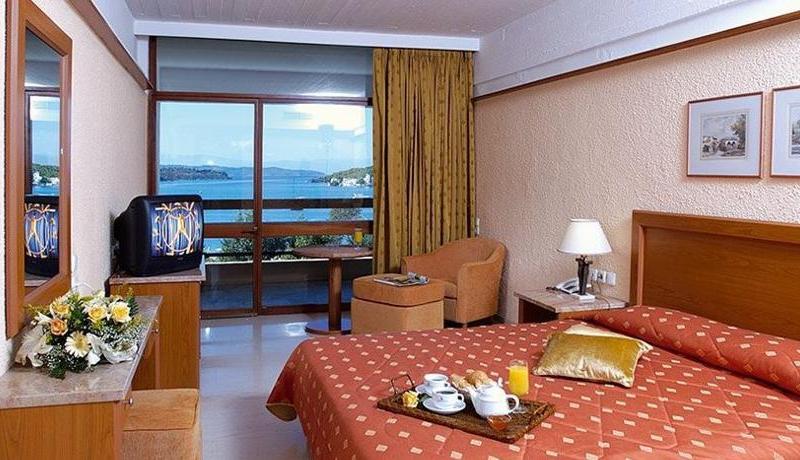 AKS Porto Heli Hotel