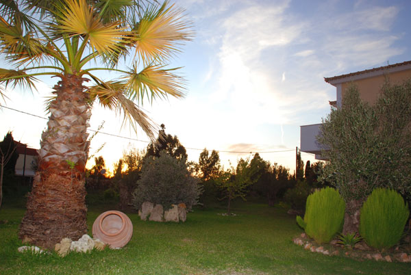Barbara Studios & Apartments
