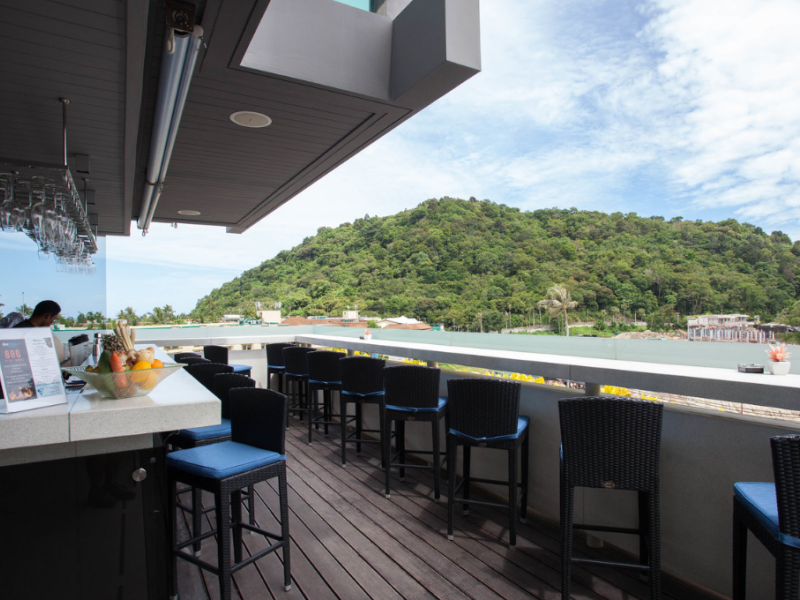 Absolute Twin Sands Resort & Spa