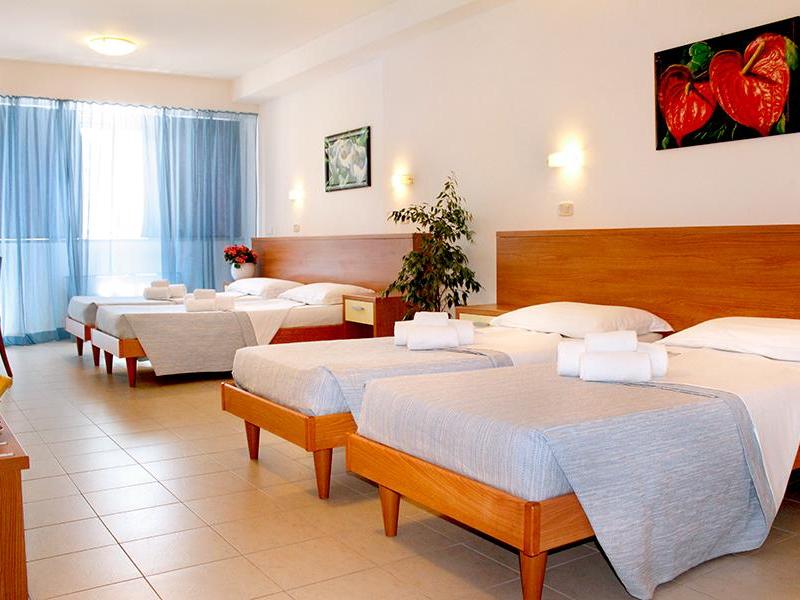 Nuovo Hotel La Darsena