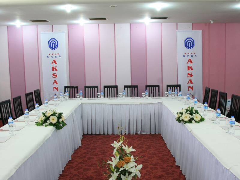 Aksan Hotel