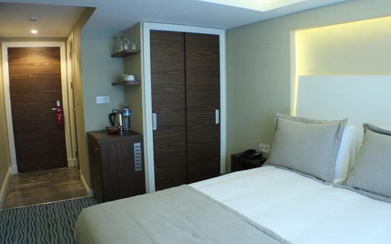 Aston Residence Hotel
