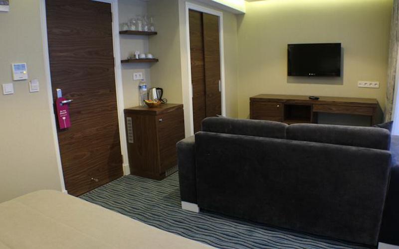 Aston Residence Hotel
