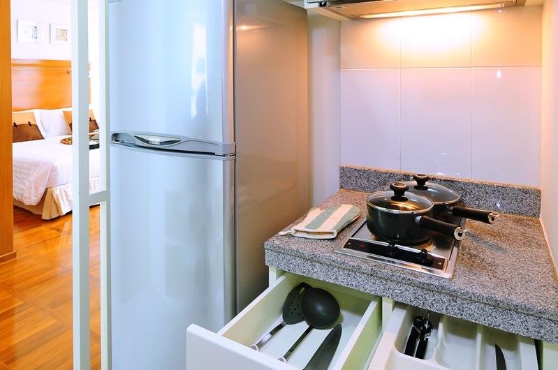 At Ease Saladaeng by Aetas