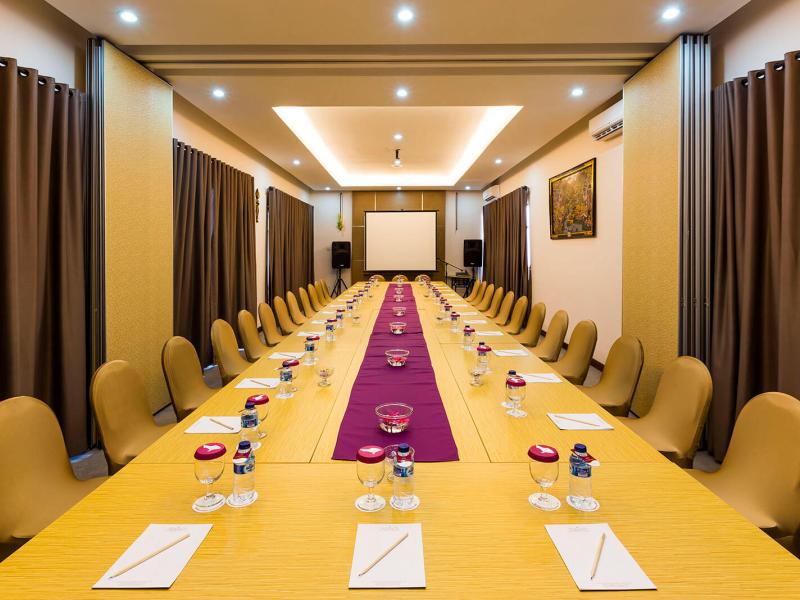 Horison Ultima Seminyak Hotel