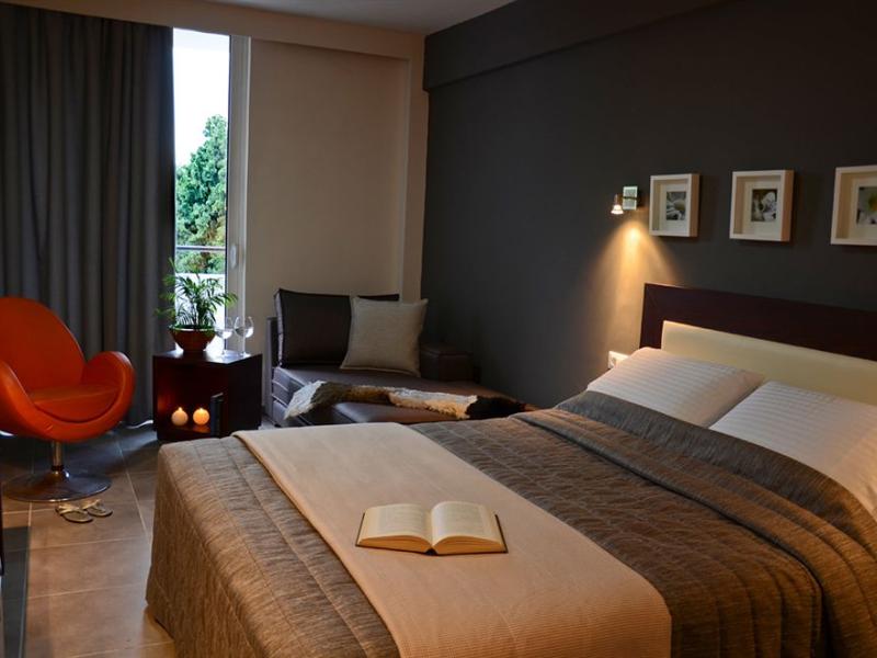 Amphitryon Boutique Hotel
