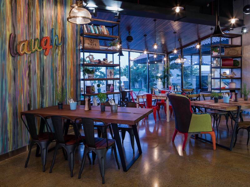 Anantara Dubai The Palm Resort