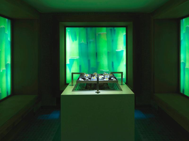 Anantara Dubai The Palm Resort