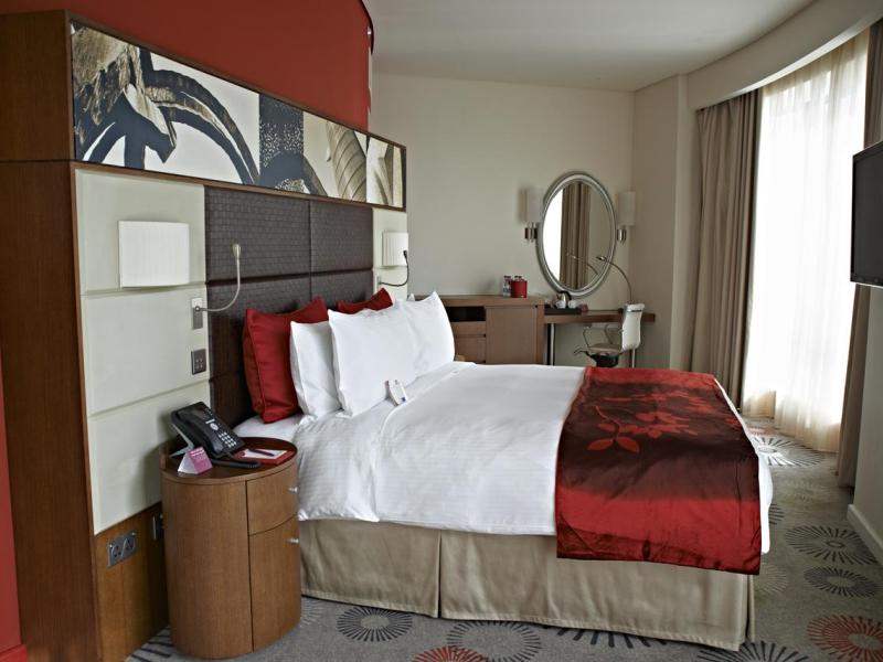 Crowne Plaza Doha - The Business Park