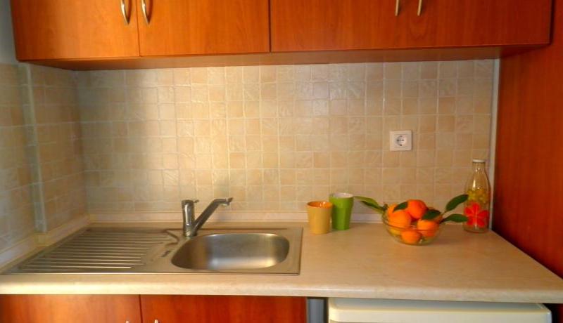 Veroniki Studios & Apartments