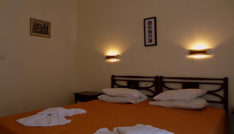 Veroniki Studios & Apartments