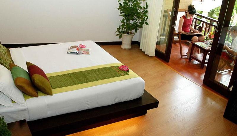 Riverside Bamboo Resort