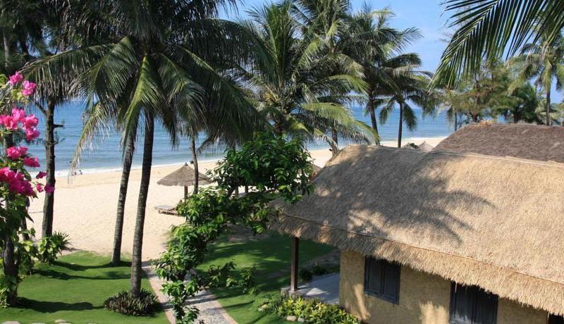 Riverside Bamboo Resort