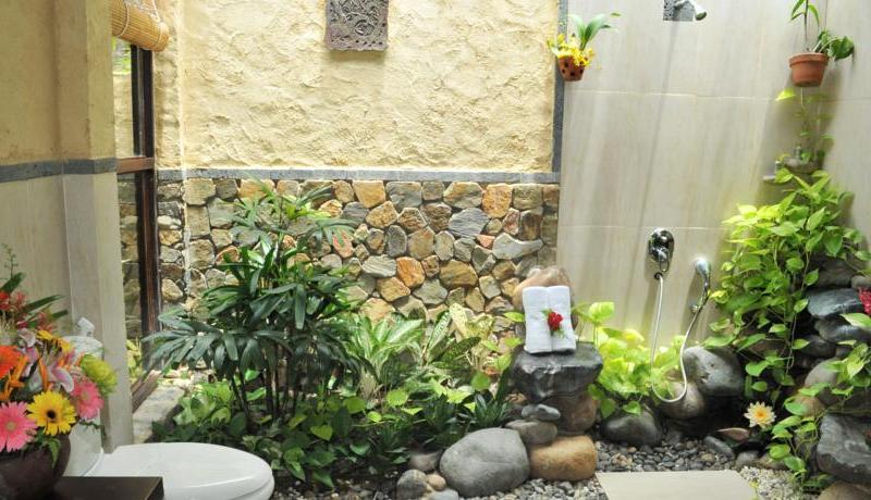 Riverside Bamboo Resort