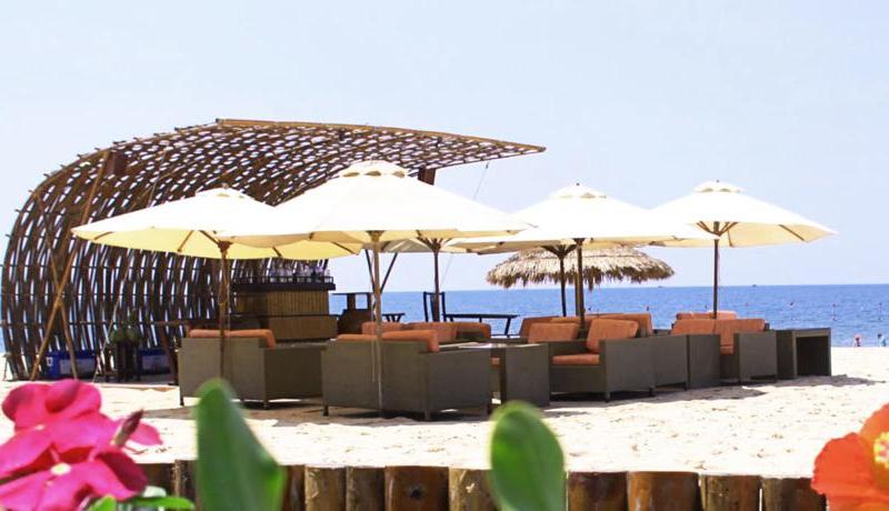 Riverside Bamboo Resort