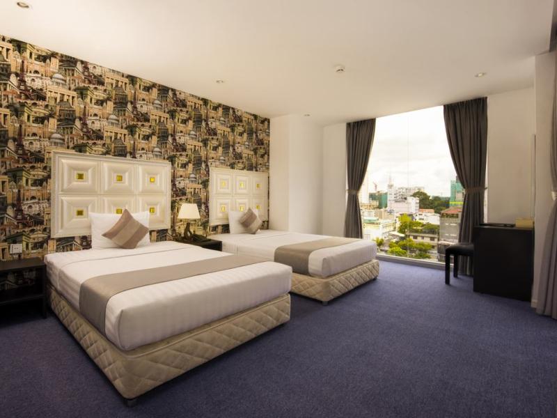 Golden Crown Hotel