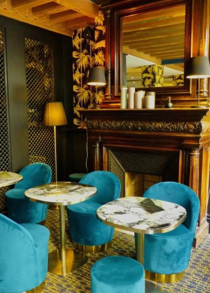 Hotel Noir