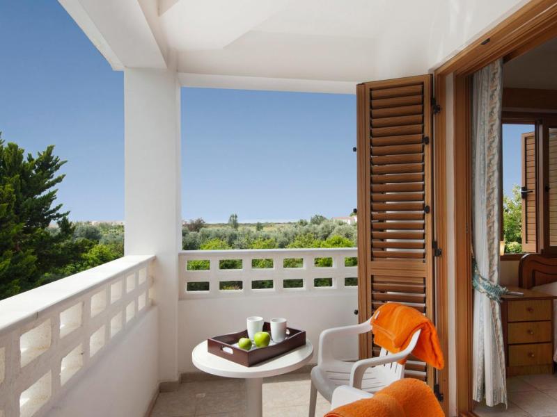 Panareti Coral Bay Resort