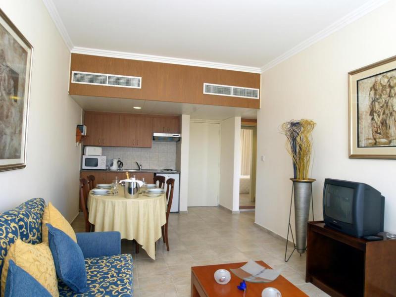 Panareti Coral Bay Resort