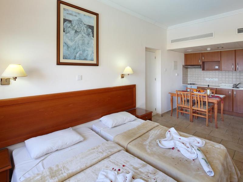 Panareti Coral Bay Resort