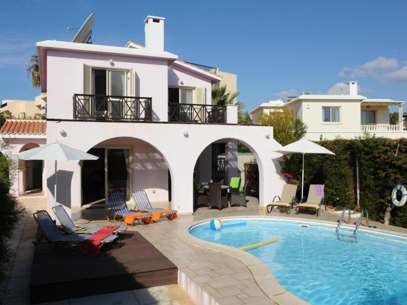 Panareti Coral Bay Resort