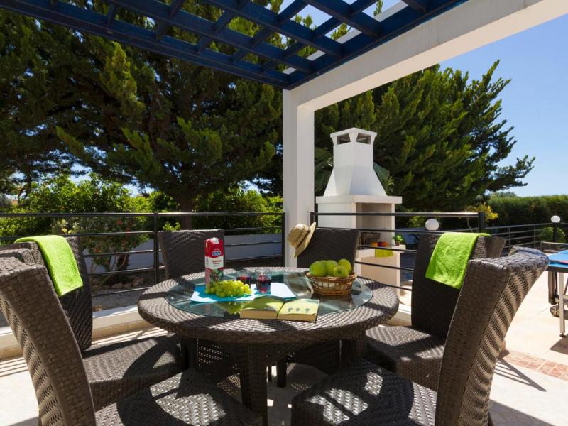 Panareti Coral Bay Resort