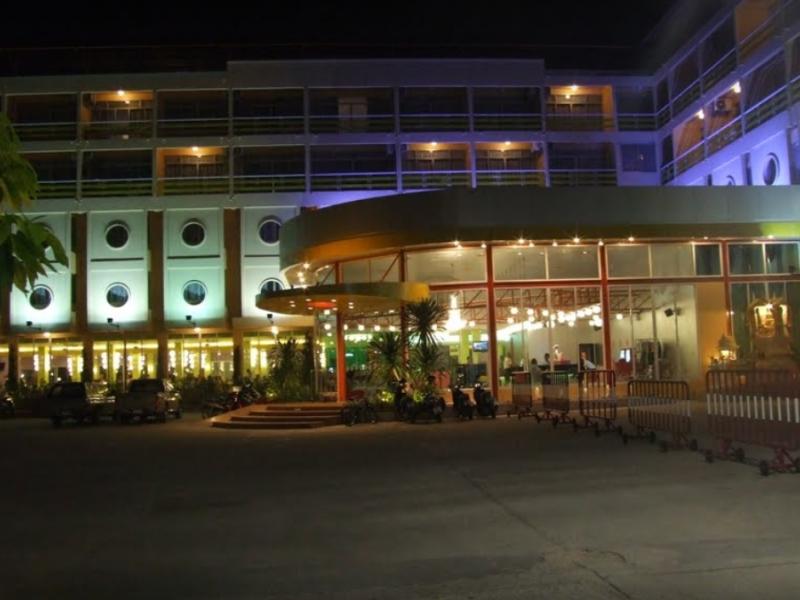 Royal Century Pattaya Hotel