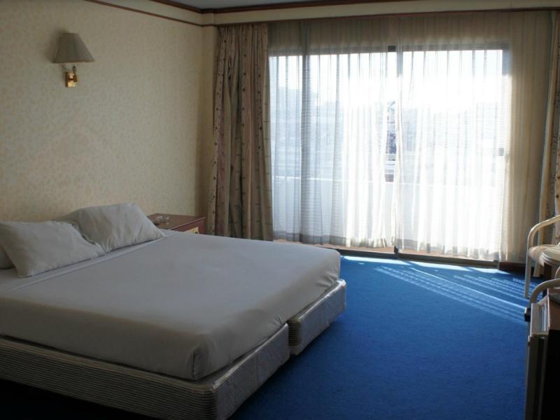 Royal Century Pattaya Hotel