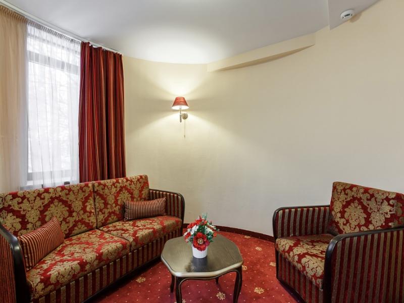 Корона Клуб Отель