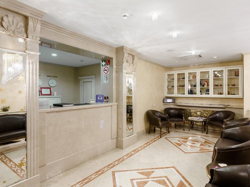 Корона Клуб Отель