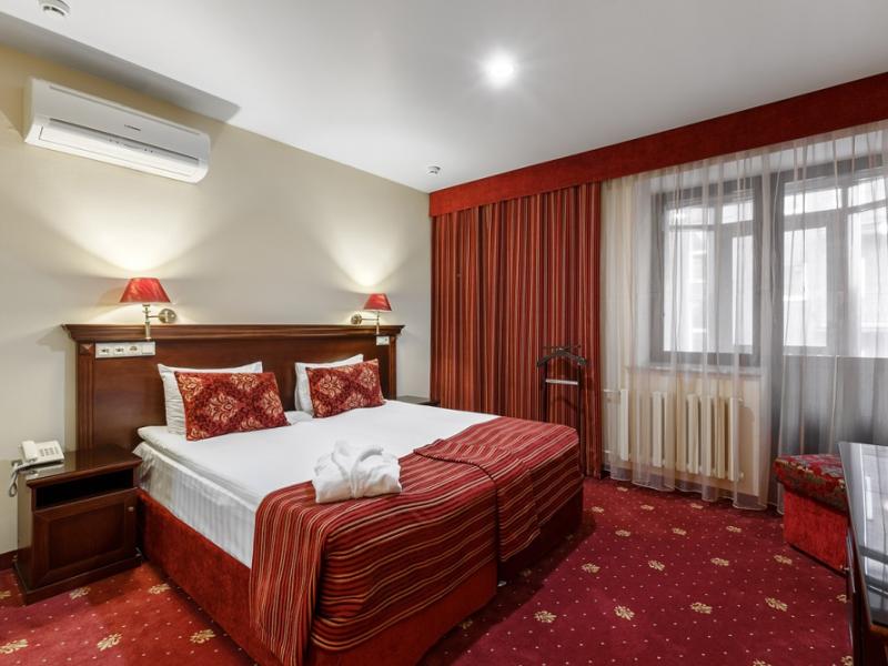 Корона Клуб Отель