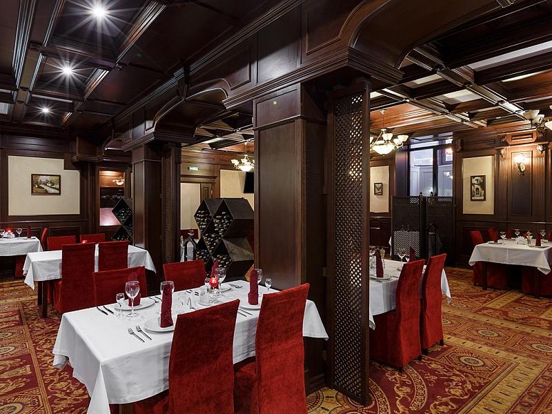 Корона Клуб Отель